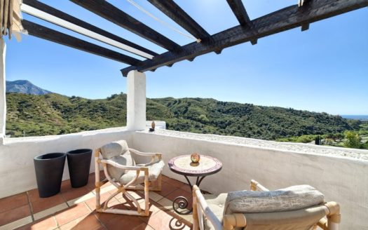 Ático de 3 dormitorios en Benahavis