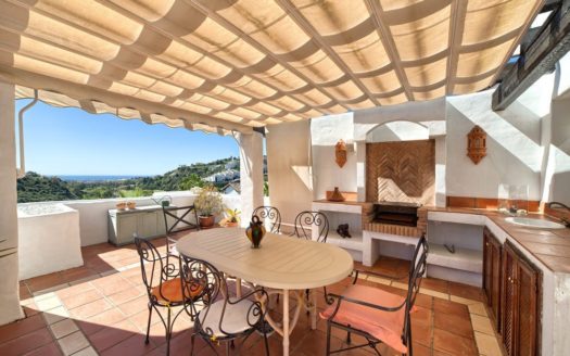 Ático de 3 dormitorios en Benahavis