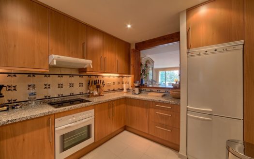 Apartamento de 3 dormitorios en Benahavis