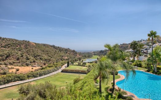 Apartamento de 3 dormitorios en Benahavis