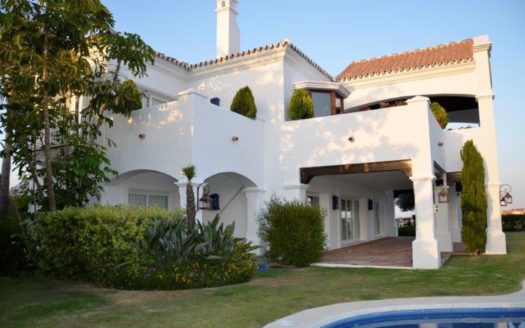 Villa de 5 dormitorios en Benahavis