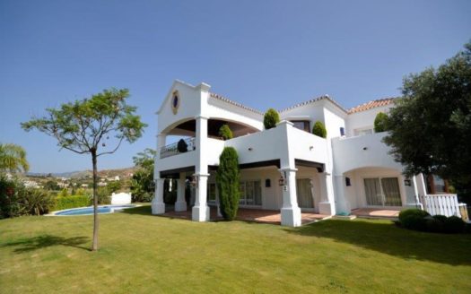 Villa de 5 dormitorios en Benahavis