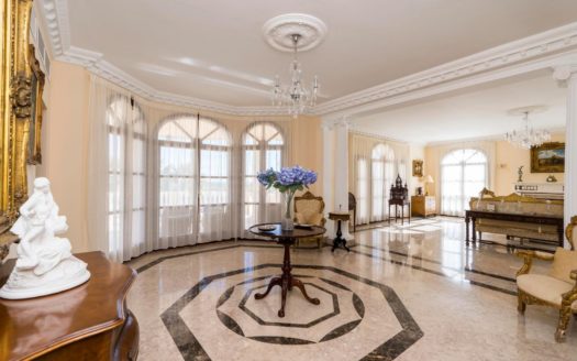 9 bedrooms Villa in El Padron