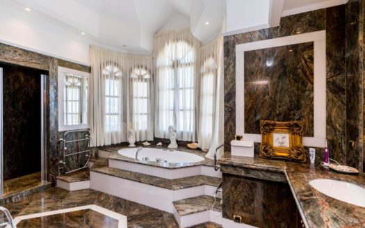 9 bedrooms Villa in El Padron