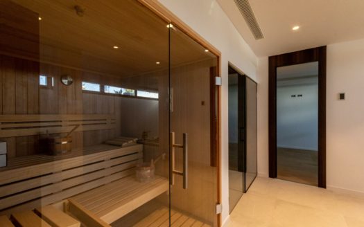 4 bedrooms Villa in Las Lomas de Nueva Andalucía