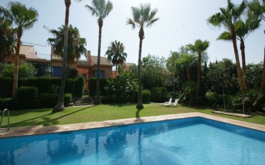 4 bedrooms Townhouse in Nueva Andalucia