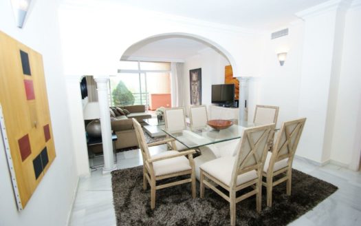 3 bedrooms Apartment in Nueva Andalucia