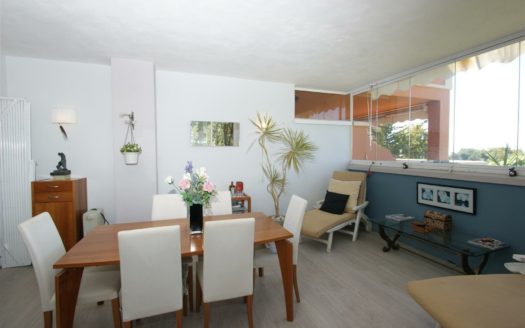 4 bedrooms Apartment in Nueva Andalucia