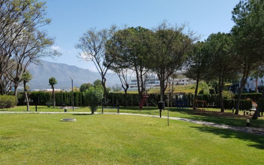 4 bedrooms Apartment in Nueva Andalucia