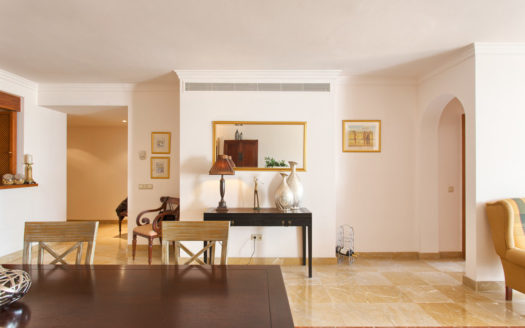 Apartamento de 2 dormitorios en La Quinta Golf