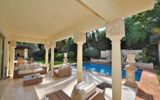 3 bedrooms Villa in Nueva Milla de Oro