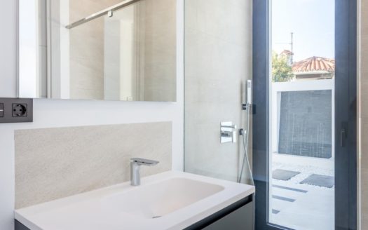 5 bedrooms Villa in Marbesa Playa