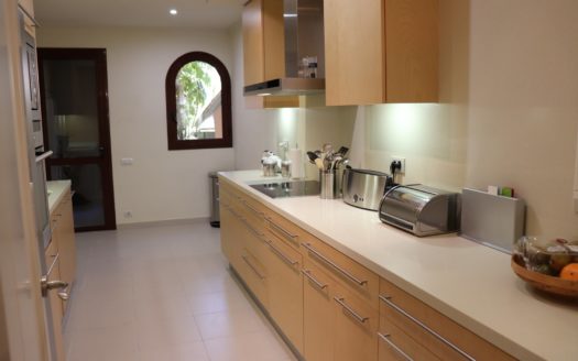 3 bedrooms Apartment in Nueva Milla de Oro