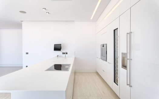 5 bedrooms Villa in Nueva Andalucia