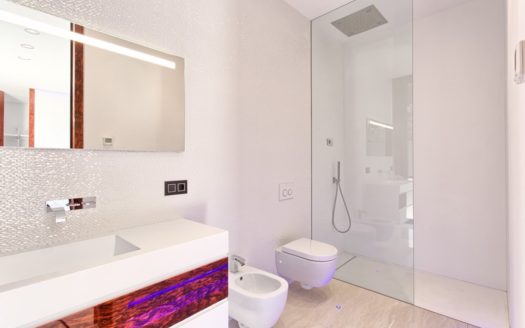 5 bedrooms Villa in Nueva Andalucia