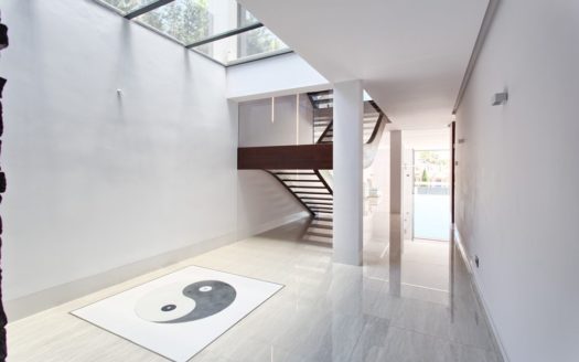 5 bedrooms Villa in Nueva Andalucia