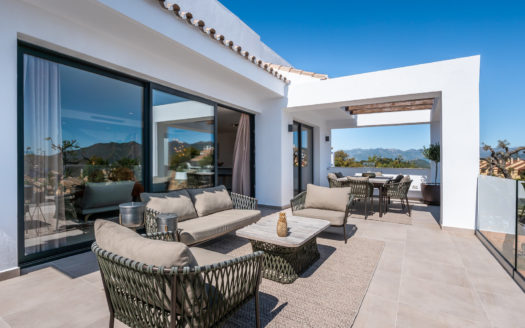 3 bedrooms Townhouse in Oakhill Heights