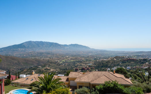 3 bedrooms Townhouse in Oakhill Heights