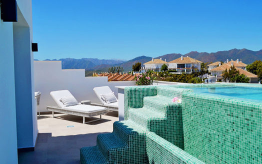 3 bedrooms Townhouse in Oakhill Heights