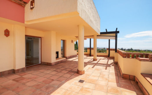 5 bedrooms Penthouse in Milla de Oro