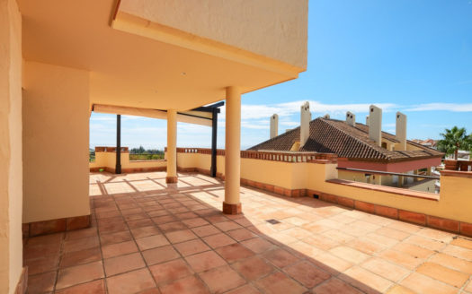 5 bedrooms Penthouse in Milla de Oro