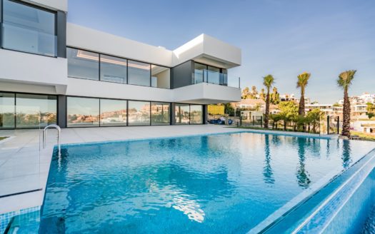 Villa de 4 dormitorios en Las Lomas del Conde Luque