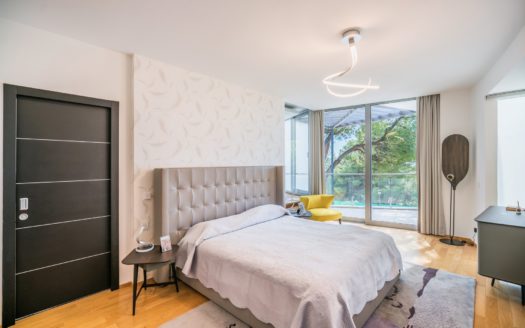 Adosado de 2 dormitorios en Meisho Hills