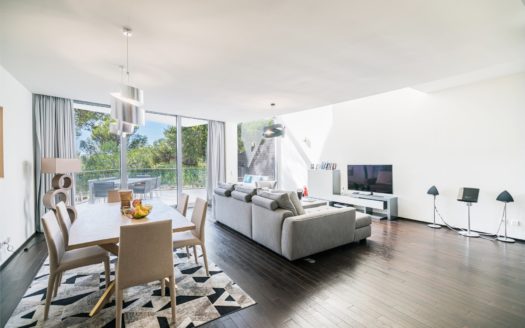 Adosado de 2 dormitorios en Meisho Hills