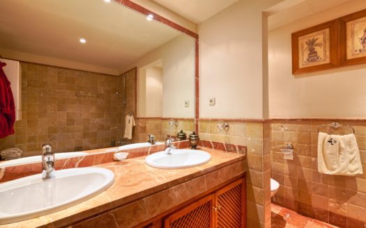 Apartamento de 3 dormitorios en Lomas de la Quinta