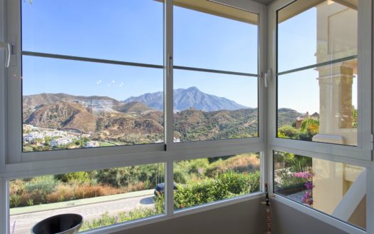 Villa de 4 dormitorios en Benahavis