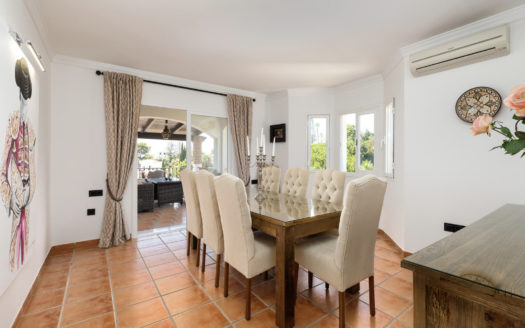 Villa de 5 dormitorios en El Rosario