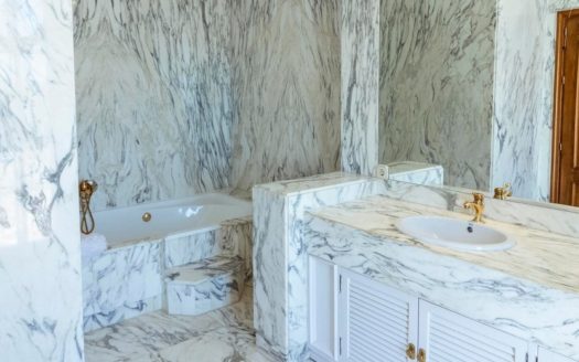 Villa de 5 dormitorios en Benahavis