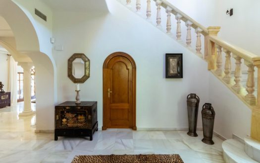 Villa de 5 dormitorios en Benahavis