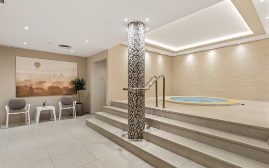 2 bedrooms Apartment in Nueva Andalucia