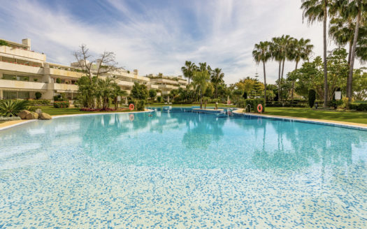 2 bedrooms Apartment in Nueva Andalucia