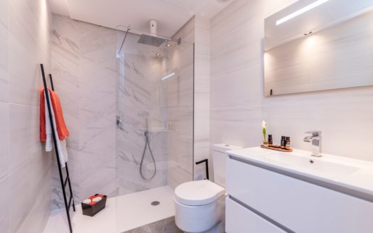 Apartamento de 3 dormitorios en La Quinta Golf