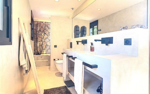 Villa de 5 dormitorios en El Paraiso Alto