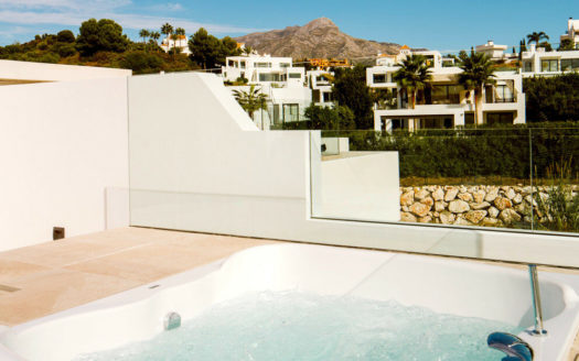 3 bedrooms Townhouse in Nueva Andalucia
