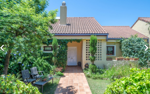 3 bedrooms Townhouse in La Mairena