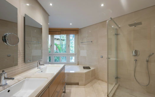 3 bedrooms Apartment in Mansion Club