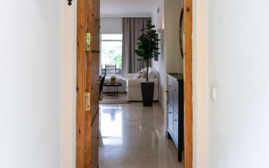 2 bedrooms Penthouse in Aloha Gardens