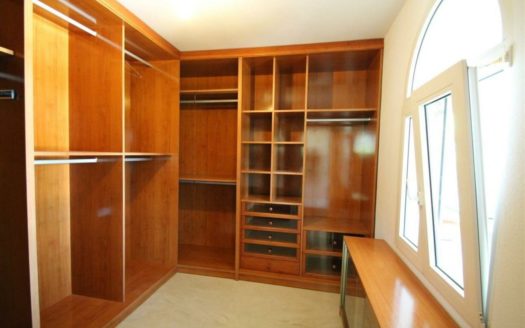 4 bedrooms Villa in El Mirador