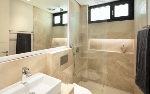 5 bedrooms Villa in Nueva Andalucia