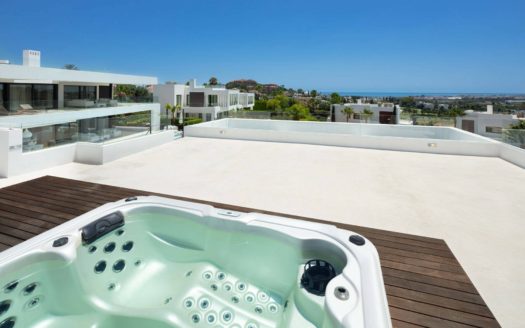 5 bedrooms Villa in Nueva Andalucia