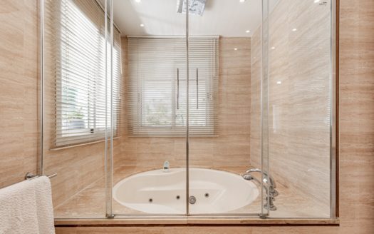 3 bedrooms Apartment in Nueva Andalucia