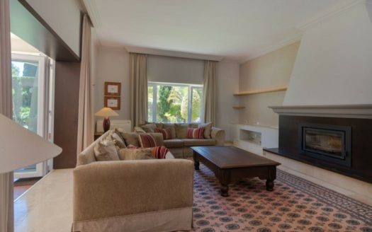 4 bedrooms Villa in Nueva Milla de Oro