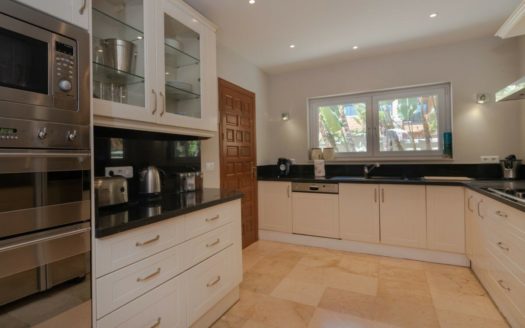 4 bedrooms Villa in Nueva Milla de Oro