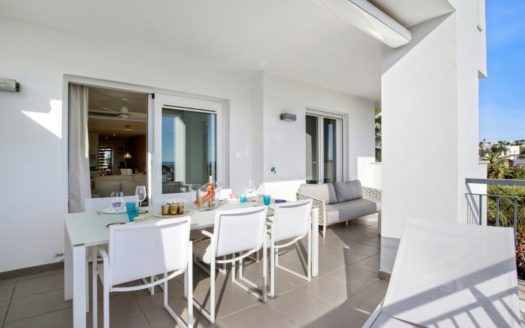 Apartamento de 3 dormitorios en Benahavis
