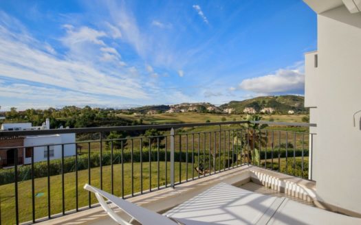 Apartamento de 3 dormitorios en Benahavis