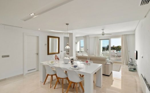 Apartamento de 3 dormitorios en Benahavis